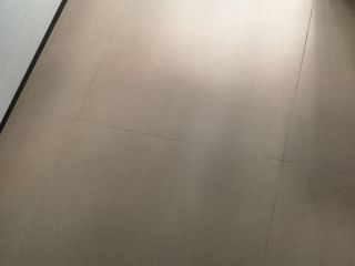 地砖铺贴及地面找平施作