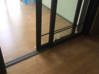 实木复合地板铺设