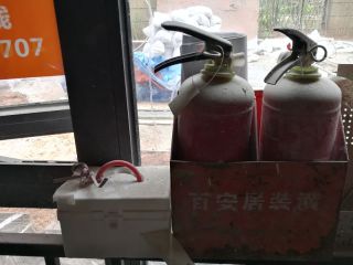 水、电管开槽施作