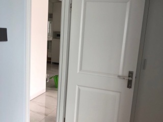 成品门及墙纸铺贴