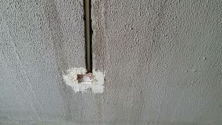 水、电管开槽施作