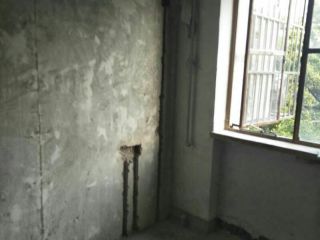 水、电管开槽施作