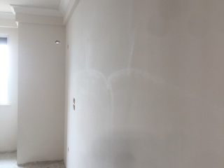 墙、顶面腻子批嵌