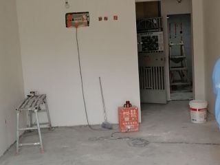 墙、顶面腻子批嵌