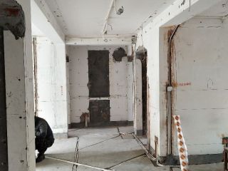 强、弱电路穿线施作