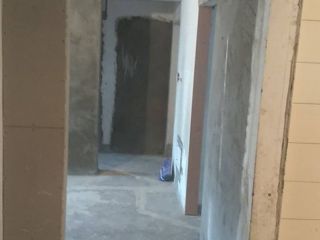 石膏板吊顶施作