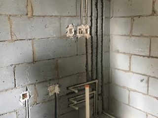 强、弱电路穿线施作