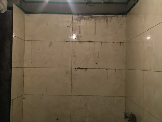 厨房、卫生间墙砖施作