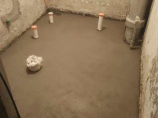 地砖铺贴及地面找平施作