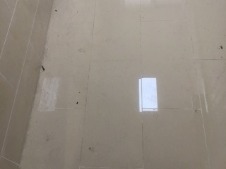 地砖铺贴及地面找平施作