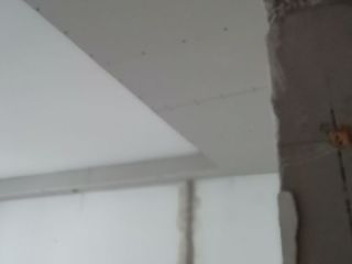 石膏板吊顶施作