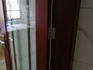 成品门及墙纸铺贴