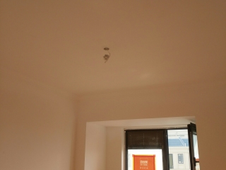 墙、顶面乳胶漆及墙纸铺贴