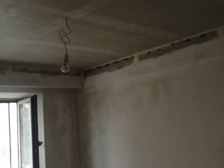墙、顶面腻子批嵌