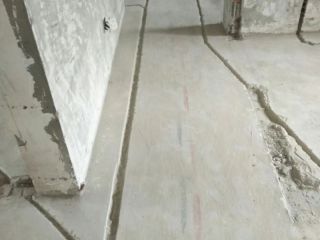 水、电管开槽施作