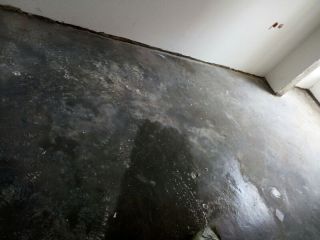 地砖铺贴及地面找平施作