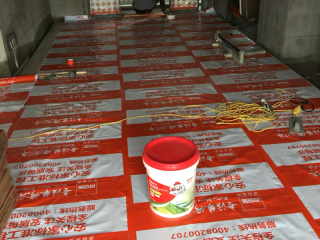 地砖铺贴及地面找平施作
