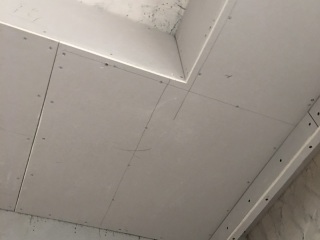 石膏板吊顶施作