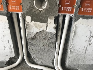 强、弱电路穿线施作
