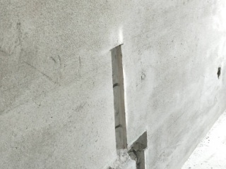 水、电管开槽施作