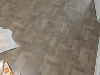 木地板铺设