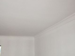墙、顶面乳胶漆及墙纸铺贴
