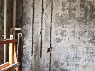 水、电管开槽施作