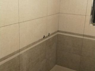厨房、卫生间墙砖施作