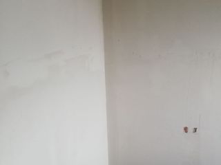 墙、顶面腻子批嵌