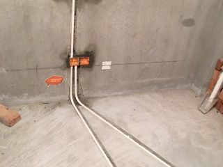水、电管开槽施工