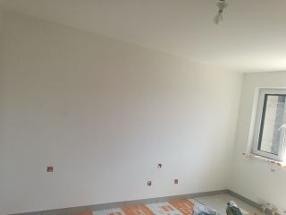 成品门及墙纸铺贴