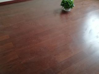 实木复合地板铺设