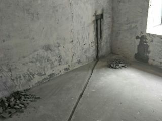 水、电管开槽施作