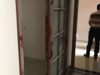 成品门及墙纸铺贴