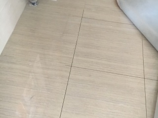 地砖铺贴及地面找平施作