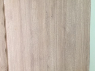 套装门、踢脚线安装