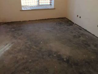 地砖铺贴及地面找平施作