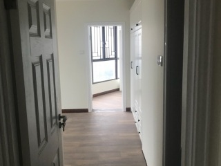 成品门及墙纸铺贴