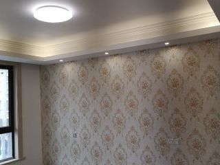 成品门及墙纸铺贴