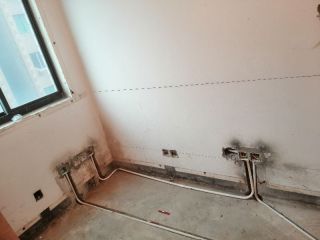 水、电管开槽施作