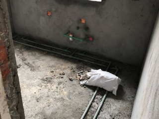 水、电管开槽施作