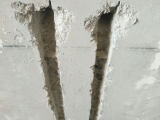 水、电管开槽施作