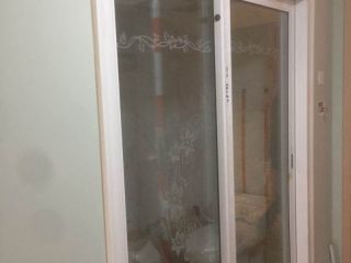 成品门及墙纸铺贴