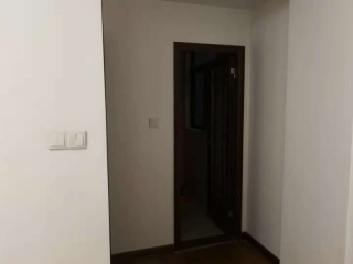 成品门及墙纸铺贴
