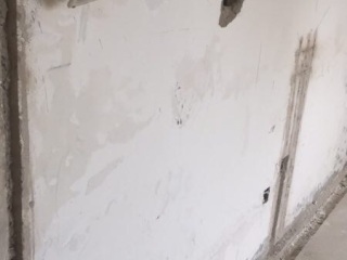 水、电管开槽施作