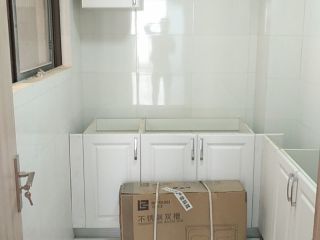 集成吊顶及橱柜柜体安装