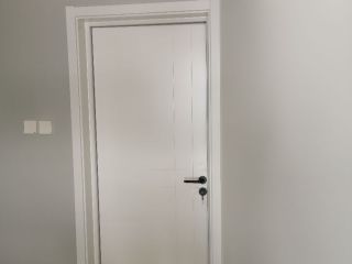 成品门及墙纸铺贴
