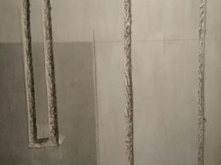 水、电管开槽施工
