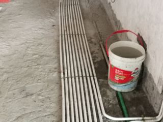 强、弱电路穿线施作