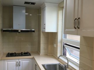 集成吊顶及橱柜柜体安装
